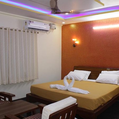 Golden pride hotel  Kanakapura Exterior foto