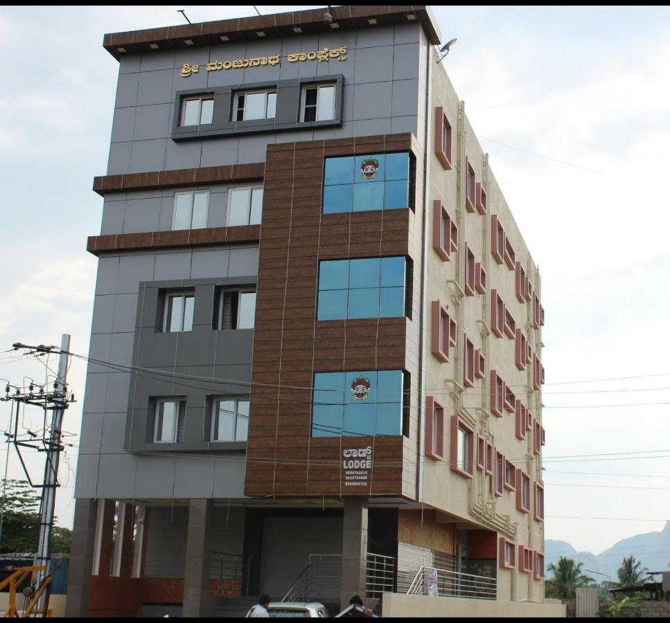 Golden pride hotel  Kanakapura Exterior foto
