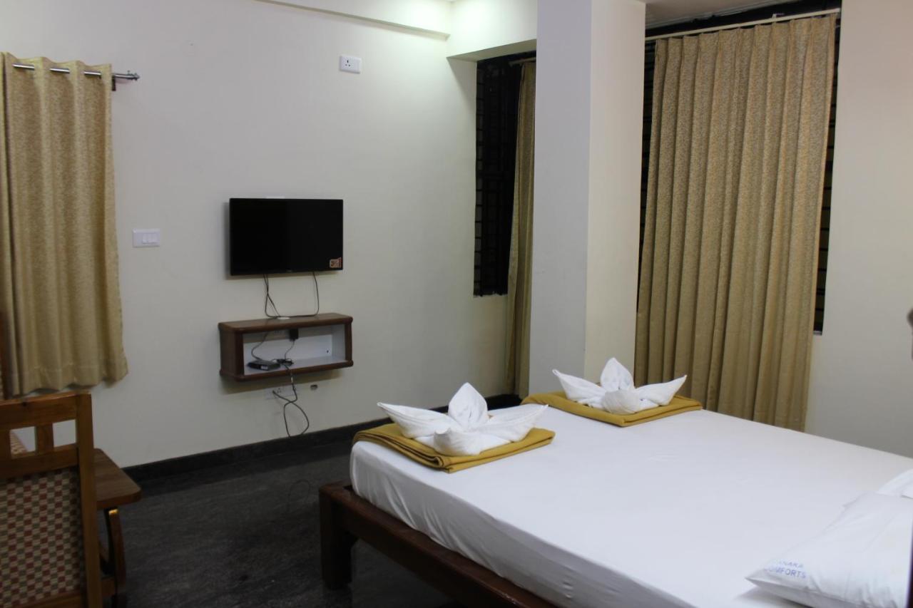 Golden pride hotel  Kanakapura Exterior foto