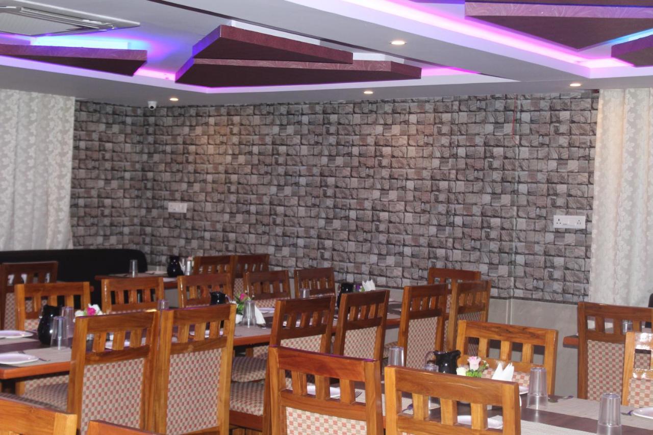Golden pride hotel  Kanakapura Exterior foto